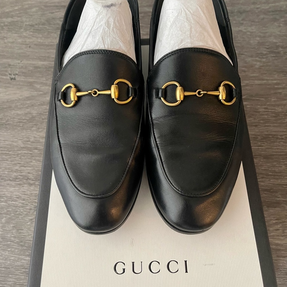 Authentic GUCCI Women’s Shoe Loafer with original box, SIZE 37